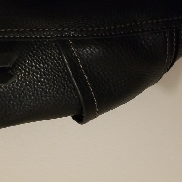 The Sak Leather Shoulder Bag w/Free Wallet - Picture 4 of 14